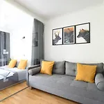 Mily Widok Z Balkonem - Teczowe Wzgorze *